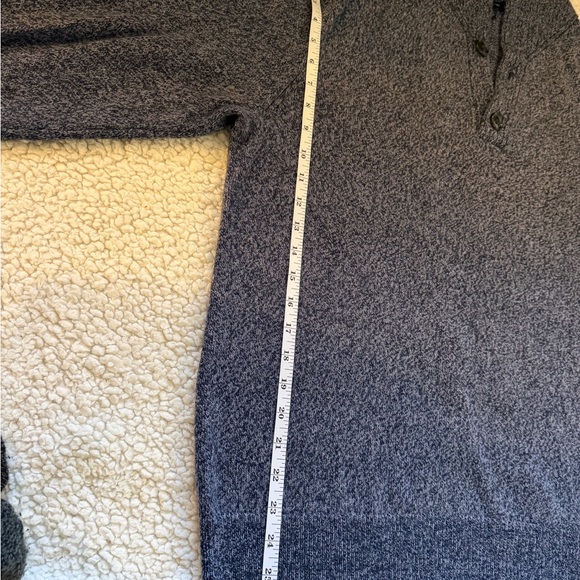 J Crew Mens L Cozy LambsWool Blend Cowel Neck Half Button Navy Blue Sweater - Picture 4 of 7